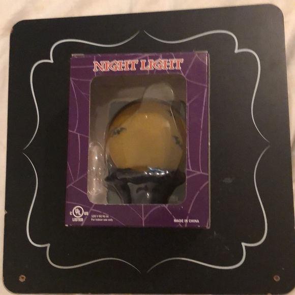 Halloween night light - Picture 3 of 4